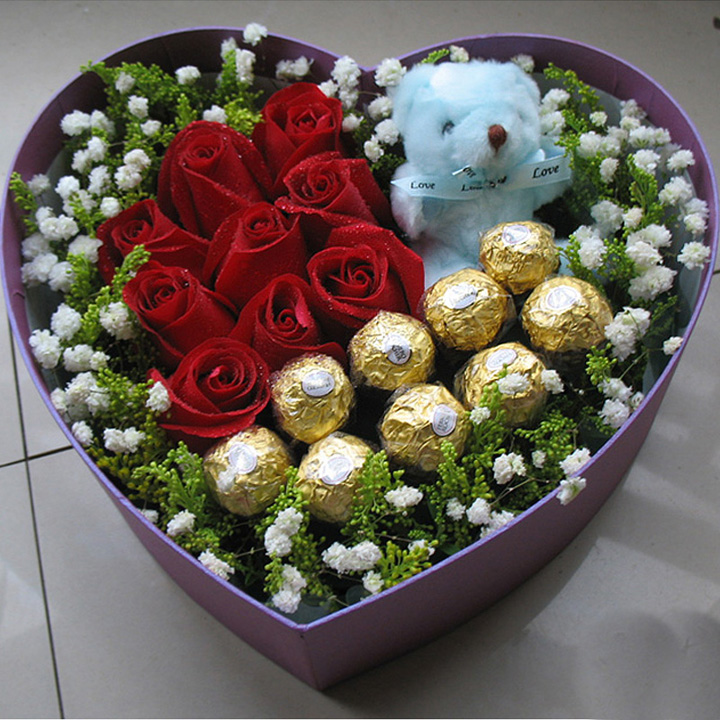 玫瑰礼盒 巧克力 生日鲜花预定 全国送花 9朵红