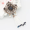 Retro Festival Gift Turkish Women Hollow Flower Bead Tassels Vintage Brooch Jewelry Antique Gold Color Resin Wedding Corsage Pin