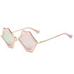 2018 Fashion Personality Sunglasses Lips Frame Women Metal Sun Glasses Sexy Designer Red Lips Lady Preference Accessory Eyewear