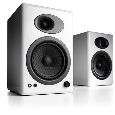 Звук двигатель (Audioengine) A5 + W Постоянная книжная полка активного динамика сверхтонкий
Звук двигатель (Audioengine) A5 + W Постоянная книжная полка активного динамика сверхтонкий
