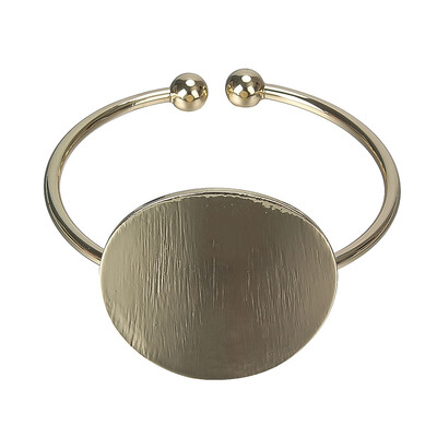Personality Metal Coating Atmospheric Large Circle Bracelet Unisex Pair Hand Bracelet Fashion Jewellery hot Gift
Personality Metal Coating Atmospheric Large Circle Bracelet Unisex Pair Hand Bracelet Fashion Jewellery hot Gift