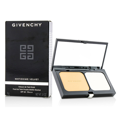 GIVENCHY - Matissime Velvet Radiant Mat Powder Foundation SPF 20 - 05 Mat Honey 9g031oz
GIVENCHY - Matissime Velvet Radiant Mat Powder Foundation SPF 20 - 05 Mat Honey 9g031oz