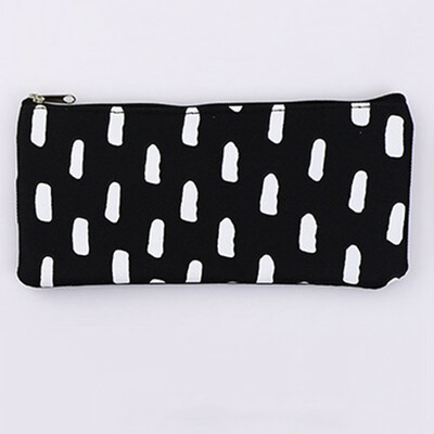 Black And White Wavy Stripes Pencil Case Fashion Simple Style Pen Bag Cosmetic Makeup Storage Bag
Black And White Wavy Stripes Pencil Case Fashion Simple Style Pen Bag Cosmetic Makeup Storage Bag