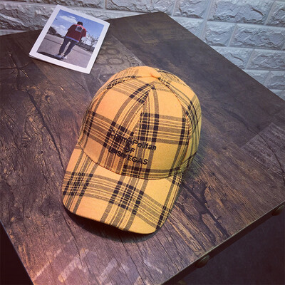 Korean female real shot retro Cap Joker baseball cap spring&summer new fashion letters embroidered Plaid Hat
Korean female real shot retro Cap Joker baseball cap spring&summer new fashion letters embroidered Plaid Hat