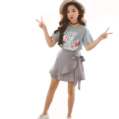 Children Girls Casual Skirt Dress Clothes Sets Summer Floral Print Short Sleeve T-shirtMini Striped Skirts Cute Suits 2Pcs
Children Girls Casual Skirt Dress Clothes Sets Summer Floral Print Short Sleeve T-shirtMini Striped Skirts Cute Suits 2Pcs