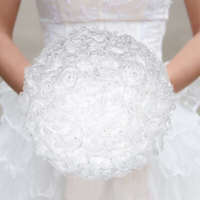 18cm Handmade Wedding Artificial Pearls Bridal Bouquet Satin Rose Flower for Bride Wedding Supplies--White
18cm Handmade Wedding Artificial Pearls Bridal Bouquet Satin Rose Flower for Bride Wedding Supplies--White