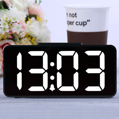 Han Shi Hense creative big screen clock night light mute alarm clock fashion clock LED clock living room bedroom alarm table HA89 black white light
Han Shi Hense creative big screen clock night light mute alarm clock fashion clock LED clock living room bedroom alarm table HA89 black white light