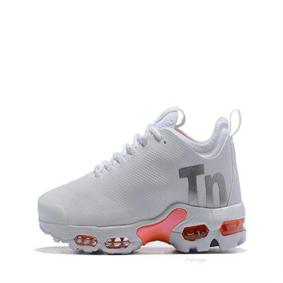 2019 tn plus Mens Women Mercurial Ultra SE Black White Orange Desinger Running Shoes Womens Men Trainers Sports Sneakers
2019 tn plus Mens Women Mercurial Ultra SE Black White Orange Desinger Running Shoes Womens Men Trainers Sports Sneakers