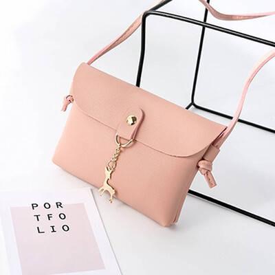 Women Leather small shoulder bag 2019 Fashion Women Cross Body Bag With Deer Toy Ladies Party Purse Clutches Mini Handbag W0077
Women Leather small shoulder bag 2019 Fashion Women Cross Body Bag With Deer Toy Ladies Party Purse Clutches Mini Handbag W0077