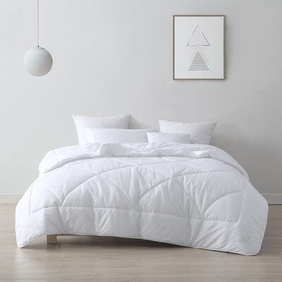 LOVO home textile quilt is core-proof spring&autumn sanded warm double four seasons 220240cm
LOVO home textile quilt is core-proof spring&autumn sanded warm double four seasons 220240cm
