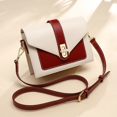 Viney bag female bag leather fashion personality shoulder bag tide Korean version of the wild Messenger bag rice white wine red
Viney bag female bag leather fashion personality shoulder bag tide Korean version of the wild Messenger bag rice white wine red
