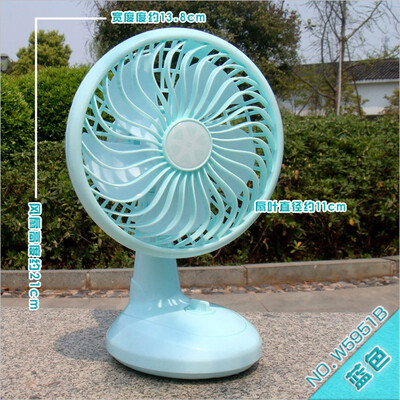 New charging moving head fan 2 speed control Mini desktop lithium battery charging USB small fan Summer hot
New charging moving head fan 2 speed control Mini desktop lithium battery charging USB small fan Summer hot