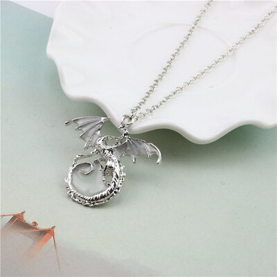 Luminous Dragon Necklace Women Fashion Personality Pendant Alloy Necklace Party Jewelry Accessory Gift
Luminous Dragon Necklace Women Fashion Personality Pendant Alloy Necklace Party Jewelry Accessory Gift