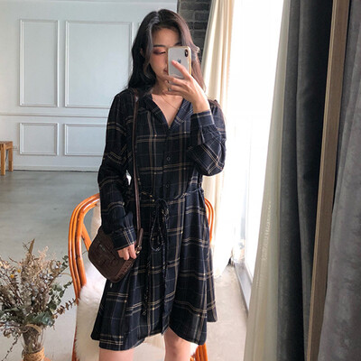 Langyue womens 2019 spring new plaid long-sleeved dress female Korean version of the loose shirt collar skirt waist slim retro skirt LWQZ191280 Navy blue
Langyue womens 2019 spring new plaid long-sleeved dress female Korean version of the loose shirt collar skirt waist slim retro skirt LWQZ191280 Navy blue