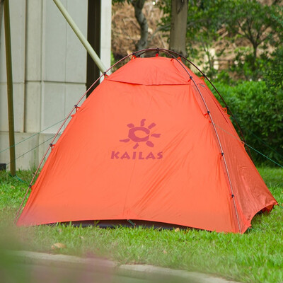 1-2 Person Oudoor Ultralight Camping Tent 3 Season Professional Double layer Water Resistant Foldable Polyester Camping Tent
1-2 Person Oudoor Ultralight Camping Tent 3 Season Professional Double layer Water Resistant Foldable Polyester Camping Tent