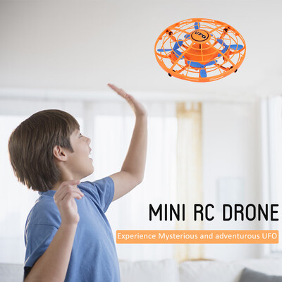 RUNQIA TOYS RQ77-32 Mini Drone Hand Controlled Infrared Induction Altitude Hold for Kids Beginner Birthday Gift
RUNQIA TOYS RQ77-32 Mini Drone Hand Controlled Infrared Induction Altitude Hold for Kids Beginner Birthday Gift
