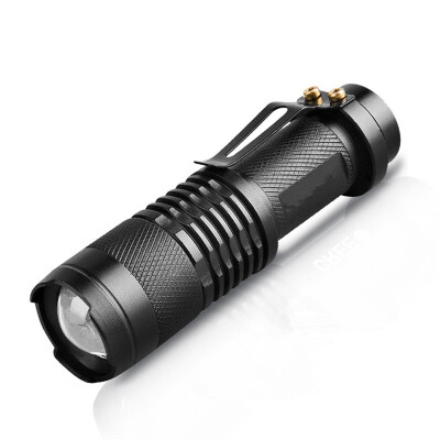High quality Hard light lantern Torch light mini LED Flashlight Lumens Zoomable Penlight
High quality Hard light lantern Torch light mini LED Flashlight Lumens Zoomable Penlight