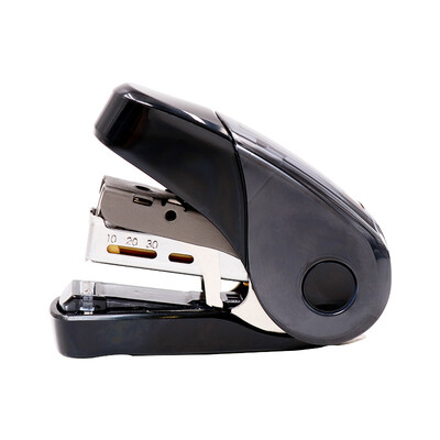 Japan Meikesi MAX flat foot labor-saving stapler student office small stapler can be ordered 2-32 page with nail remover 10 black HD-10FL3
Japan Meikesi MAX flat foot labor-saving stapler student office small stapler can be ordered 2-32 page with nail remover 10 black HD-10FL3