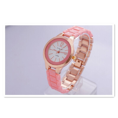 2018 authentic fashion high-end womens bracelet watch wholesale trend fashion rhinestone bracelet watch
2018 authentic fashion high-end womens bracelet watch wholesale trend fashion rhinestone bracelet watch