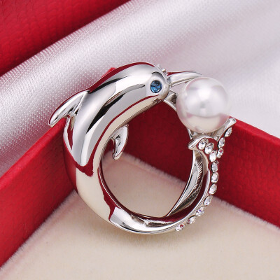 Dolphin T-shirt corner hem knotted brooch ladies popular accessories silk scarf buckle brooch pin
Dolphin T-shirt corner hem knotted brooch ladies popular accessories silk scarf buckle brooch pin