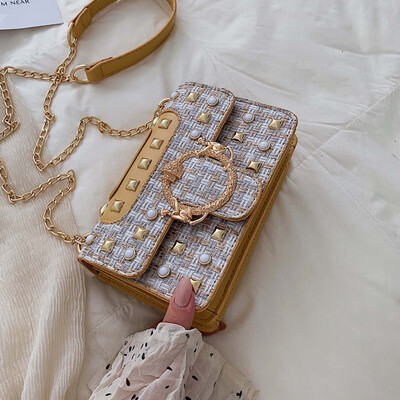 Texture fashion French minority womens new 2019 summer Joker tide Pearl chain Messenger bag
Texture fashion French minority womens new 2019 summer Joker tide Pearl chain Messenger bag