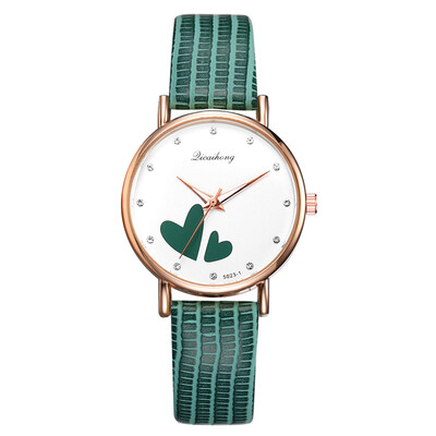 Korean version of the personality love word quartz watch trend fashion mirror casual watch pu watch
Korean version of the personality love word quartz watch trend fashion mirror casual watch pu watch