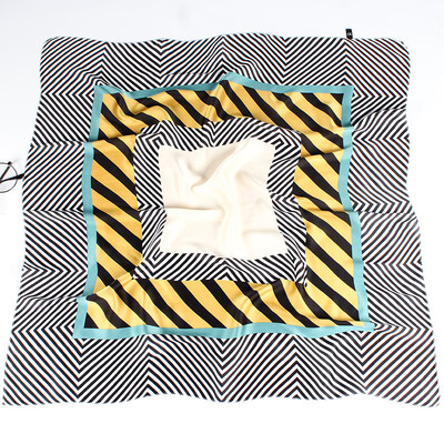 New scarf female Korean version of the small square scarf spring&autumn tide hair band female small fresh Korean professional silk scarf decorative scarf
New scarf female Korean version of the small square scarf spring&autumn tide hair band female small fresh Korean professional silk scarf decorative scarf
