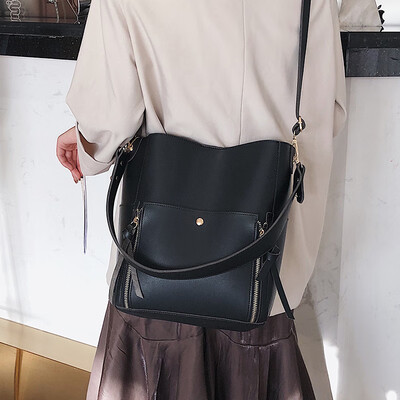 Advanced sense bag Western retro bucket bag texture handbag handbag new 2019ins super fire Messenger bag
Advanced sense bag Western retro bucket bag texture handbag handbag new 2019ins super fire Messenger bag