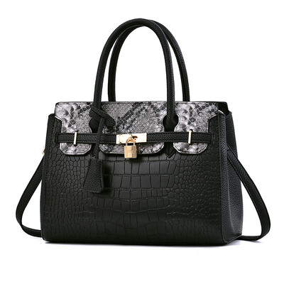 2019 spring&summer new diagonal female bag Europe&America large-capacity handbag shoulder trend wild bag
2019 spring&summer new diagonal female bag Europe&America large-capacity handbag shoulder trend wild bag