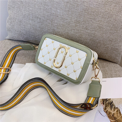 Summer new texture bag handbag 2019 new Korean fashion wild single shoulder slung wide shoulder strap small square bag
Summer new texture bag handbag 2019 new Korean fashion wild single shoulder slung wide shoulder strap small square bag