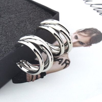 New Fashion Big Circle Round Drop Earrings for Women Gold Silver Color Earring Party Jewelry Gift Statement Punk Mujer oorbellen
New Fashion Big Circle Round Drop Earrings for Women Gold Silver Color Earring Party Jewelry Gift Statement Punk Mujer oorbellen