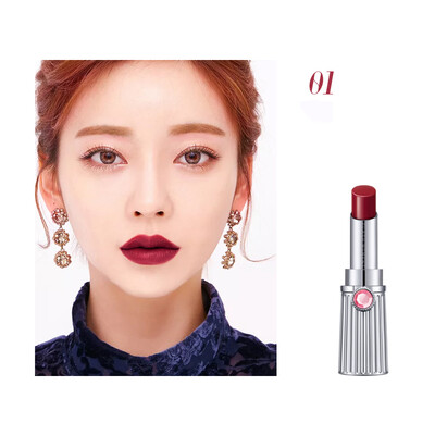 Moisturizing Lipstick Waterproof Long Lasting Lip Gloss Velvet Pigment Women Fashion Lip Makeup Accessory
Moisturizing Lipstick Waterproof Long Lasting Lip Gloss Velvet Pigment Women Fashion Lip Makeup Accessory