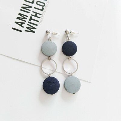 2019 new brand design long section color wood earings fashion jewelry generous minimalist Korean earrings for women
2019 new brand design long section color wood earings fashion jewelry generous minimalist Korean earrings for women