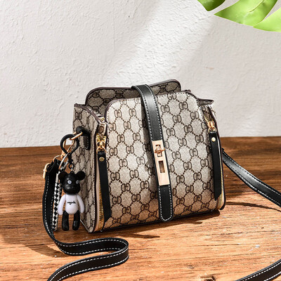 2018 autumn&winter new womens bag Korean fashion shoulder bag trend oblique handbag casual bag cross-border
2018 autumn&winter new womens bag Korean fashion shoulder bag trend oblique handbag casual bag cross-border