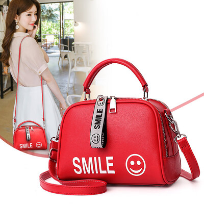 Bag female summer explosions womens bag trend fashion ladies shoulder diagonal cross bag straight hair
Bag female summer explosions womens bag trend fashion ladies shoulder diagonal cross bag straight hair