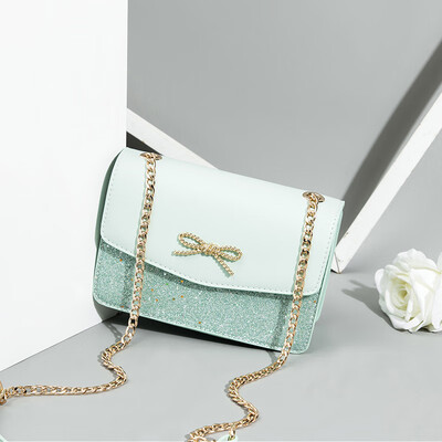 On the new baby girl 2019 tide Joker French small crowdsourcing texture western style chain messenger bag
On the new baby girl 2019 tide Joker French small crowdsourcing texture western style chain messenger bag