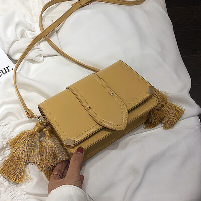 Advanced sense of the sense of quality bag female 2019 new wave Korean version of the wild shoulder slung sleek minimalist small square bag
Advanced sense of the sense of quality bag female 2019 new wave Korean version of the wild shoulder slung sleek minimalist small square bag