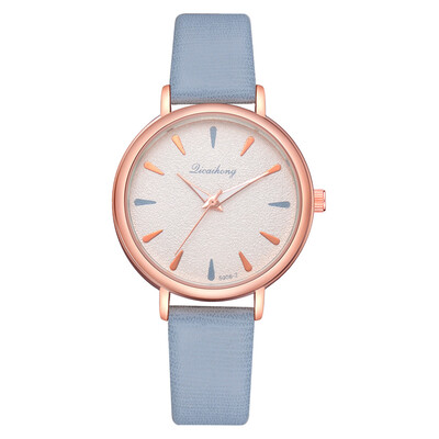 Korean version of the creative concept petal scale quartz watch student personality casual PU leather fashion jewelry watch
Korean version of the creative concept petal scale quartz watch student personality casual PU leather fashion jewelry watch