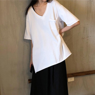 Casual Simple Solid Color T-Shirt Summer New Pocket Side Slit Loose Pullover Fashion T Shirt Women V Neck Half Sleeve Tops
Casual Simple Solid Color T-Shirt Summer New Pocket Side Slit Loose Pullover Fashion T Shirt Women V Neck Half Sleeve Tops