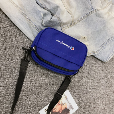 Bag female 2018 new autumn&winter retro simple Korean version of the shoulder slung versatile small square bag solid color casual handbag
Bag female 2018 new autumn&winter retro simple Korean version of the shoulder slung versatile small square bag solid color casual handbag
