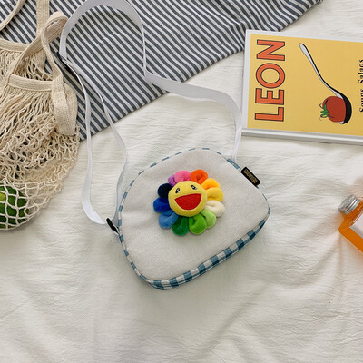 Cartoon cute colorful sun flower canvas bag 2019 new wild plaid shoulder bag fashion Messenger small square bag
Cartoon cute colorful sun flower canvas bag 2019 new wild plaid shoulder bag fashion Messenger small square bag