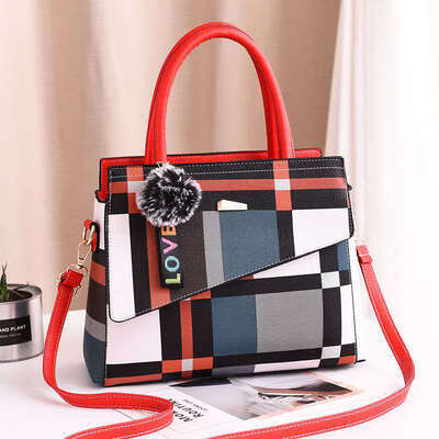 2019 spring new European&American big bag shoulder bag simple handbag diagonal bag cool fashion handbag
2019 spring new European&American big bag shoulder bag simple handbag diagonal bag cool fashion handbag