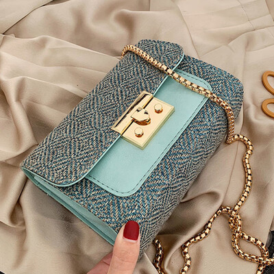 The Korean version of the bag foreign style womens bag 2019 new autumn Joker Messenger bag womens fashion texture small square b
The Korean version of the bag foreign style womens bag 2019 new autumn Joker Messenger bag womens fashion texture small square b