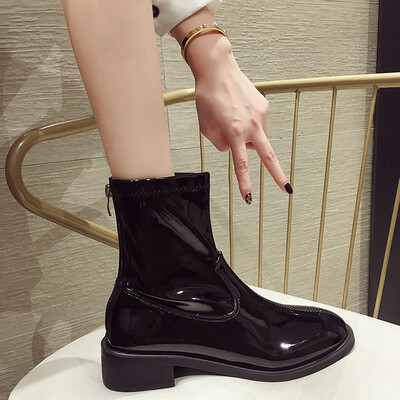 Simple retro Martin boots new British style Autumn European&American fashion boots with thick heels&bright leather
Simple retro Martin boots new British style Autumn European&American fashion boots with thick heels&bright leather