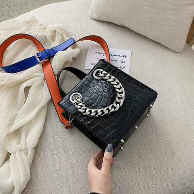 Summer new crocodile pattern bag female 2019 new wave Korean version of the wild single shoulder slung fashion portable small square bag
Summer new crocodile pattern bag female 2019 new wave Korean version of the wild single shoulder slung fashion portable small square bag