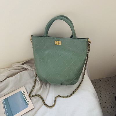 Qiao Bani 2019 new European&American style fashion simple embroidery line chain bucket bag hand strap shoulder diagonal tide handbag
Qiao Bani 2019 new European&American style fashion simple embroidery line chain bucket bag hand strap shoulder diagonal tide handbag