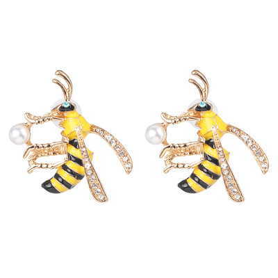 2019 new arrival Trendy BEE Stud Earrings for Women Gold Color bee Statement Earrings Lady Jewelry Female Bijoux
2019 new arrival Trendy BEE Stud Earrings for Women Gold Color bee Statement Earrings Lady Jewelry Female Bijoux