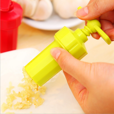 Plastic garlic puree kitchen hand pressing garlic small tool multifunctional garlic peeling device garlic rammer
Plastic garlic puree kitchen hand pressing garlic small tool multifunctional garlic peeling device garlic rammer