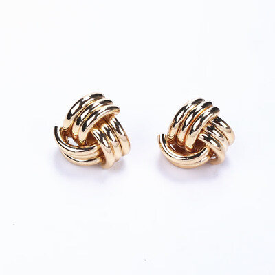 Minimalist Polycyclic Splicing Metal Earrings for Women Europe&America Vintage Round Tube Charm Stud Earring Party Jewelry
Minimalist Polycyclic Splicing Metal Earrings for Women Europe&America Vintage Round Tube Charm Stud Earring Party Jewelry