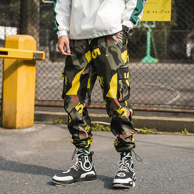 Hip Hop Streetwear Men Ankle-Length Joggers Pants Camouflage Mens Trousers Loose Casual Cargo Pant Elastic Waist Harem Pant
Hip Hop Streetwear Men Ankle-Length Joggers Pants Camouflage Mens Trousers Loose Casual Cargo Pant Elastic Waist Harem Pant